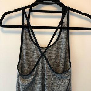 XS workout top
